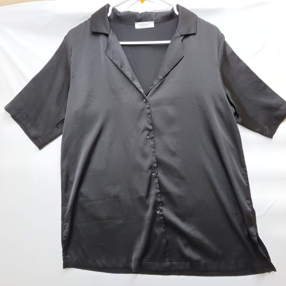Chigant Black Satin Button Down Short Sleeve Shirt Blouse Size Meduim